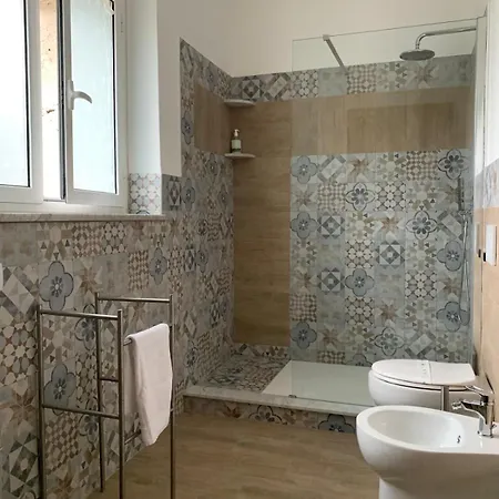 St Martin House 宾馆