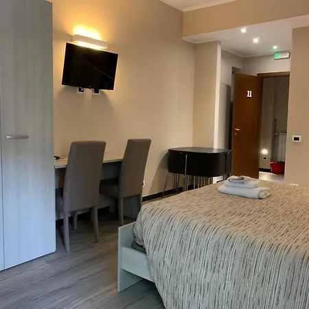 بيت ريفي St Martin House